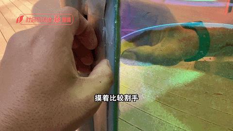 DƬ